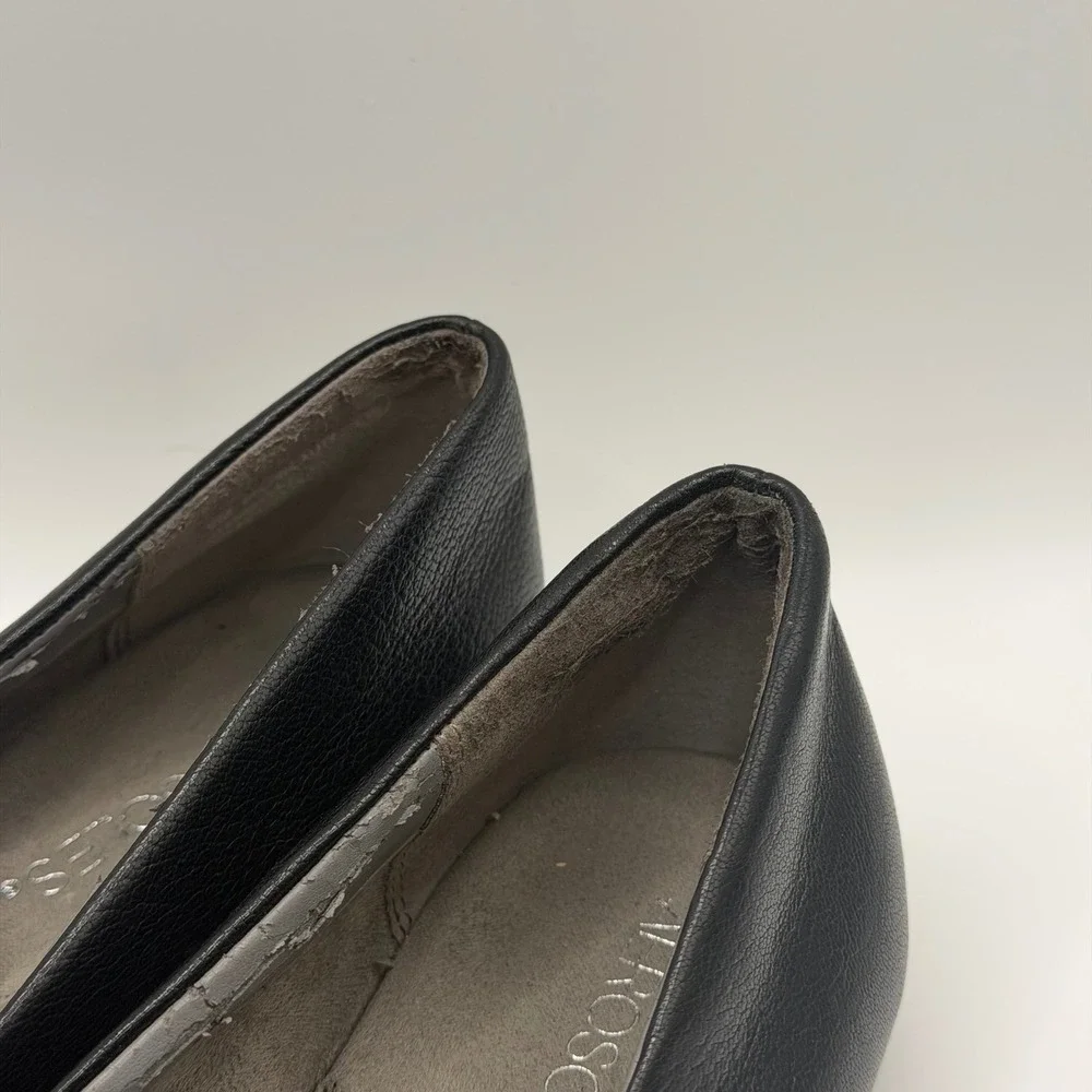 AEROSOLES black leather